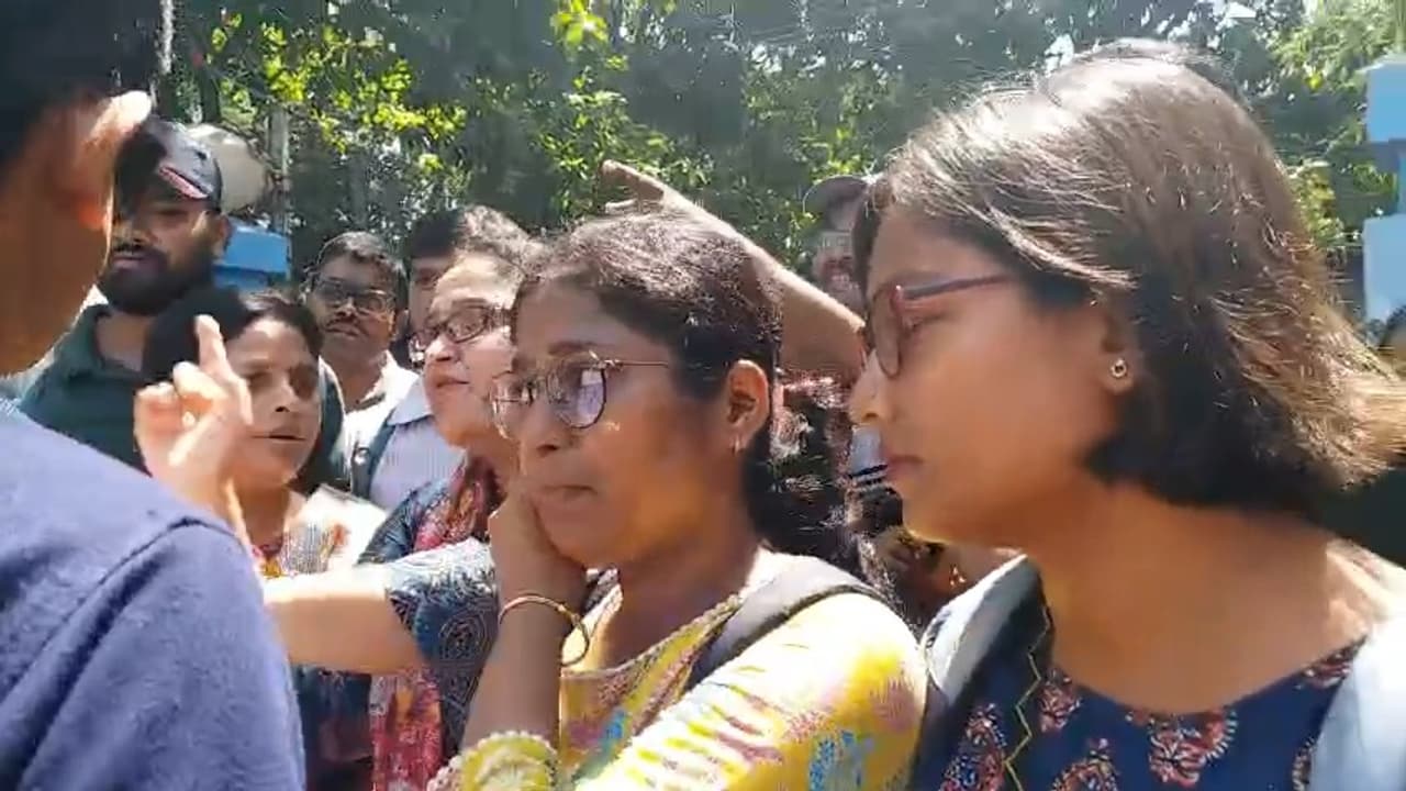 Asianet News Asianet News