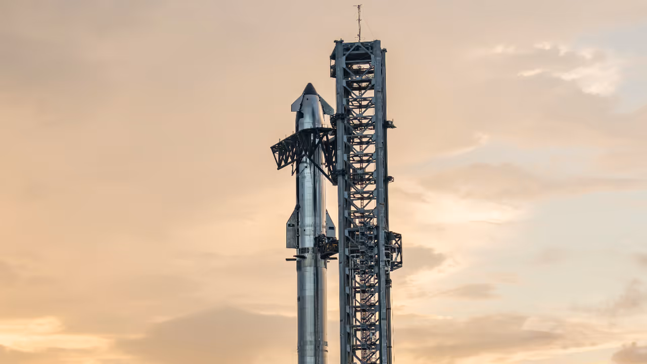 Starship 10th Flight