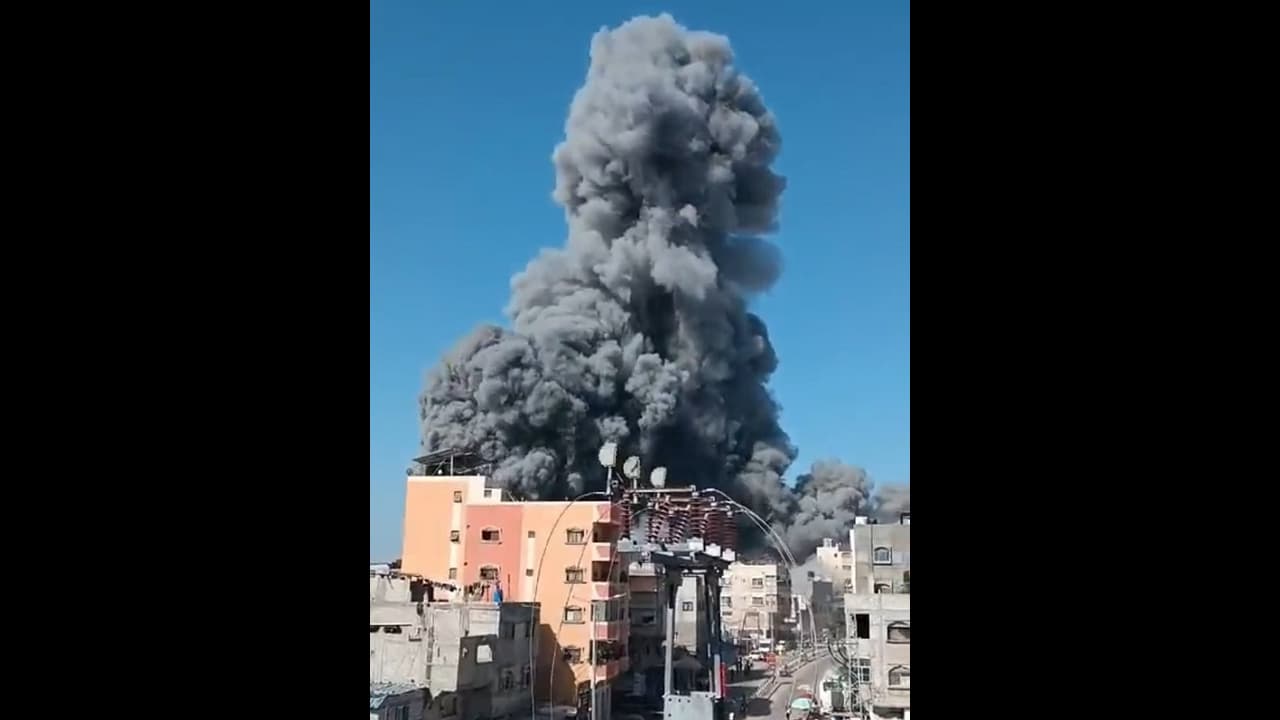 Bunker Buster Bomb use Bunker Buster Bomb use