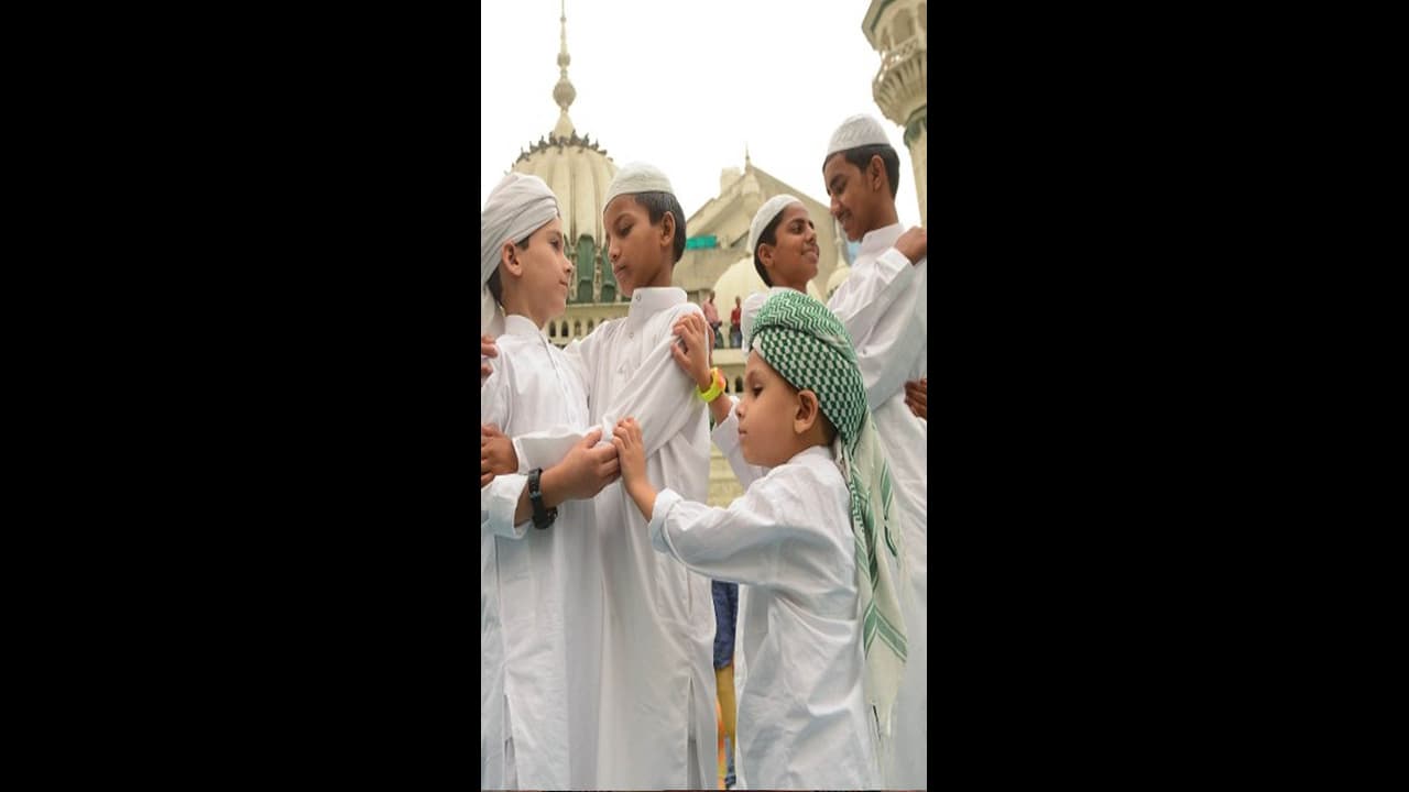 Happy Eid Ul Fitr Happy Eid Ul Fitr