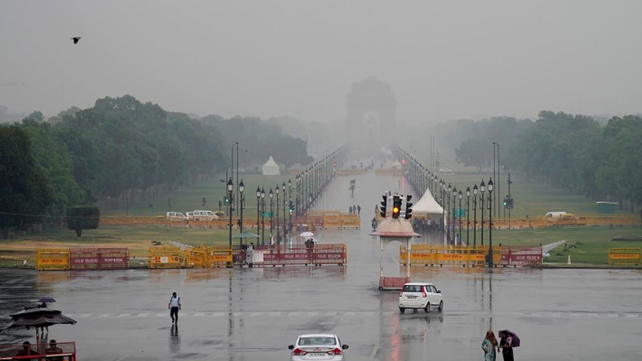 Delhi Rain Photo Delhi Rain Photo