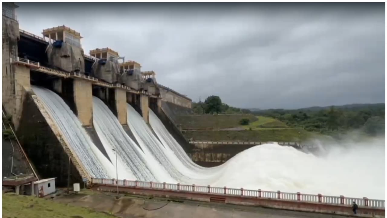 Karnataka heavy rain kabini harangi dam full water level in state reservoirs today Karnataka heavy rain kabini harangi dam full water level in state reservoirs today