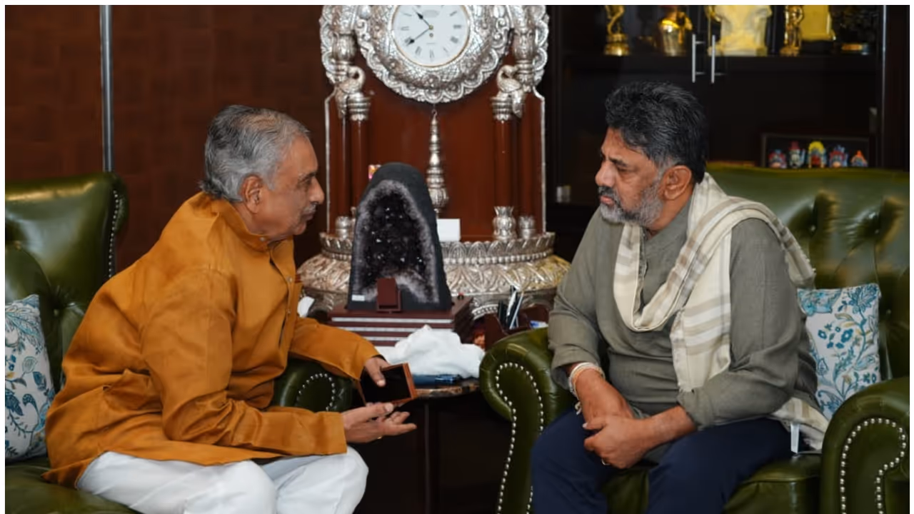 Basavaraj Horatti stated that he resigned speaker due to pressure from Chief Minister Basavaraj Horatti stated that he resigned speaker due to pressure from Chief Minister