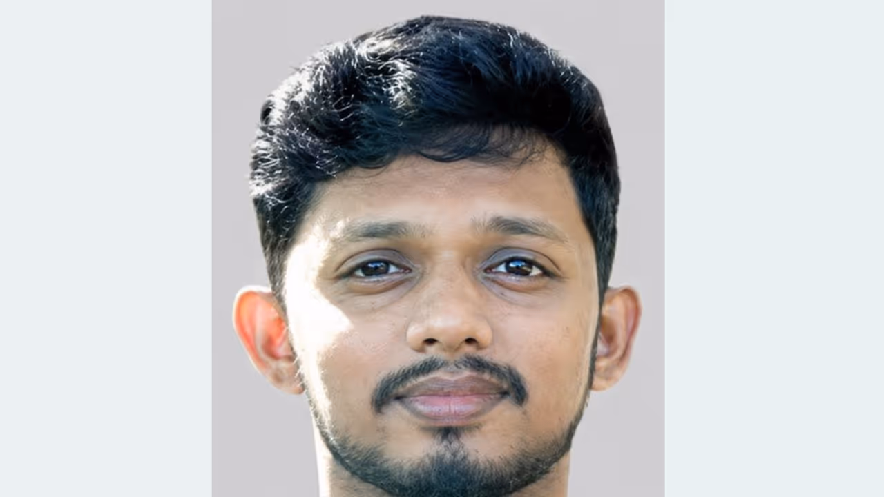 infopark employee killed in luxury car crash at kakkanad infopark employee killed in luxury car crash at kakkanad