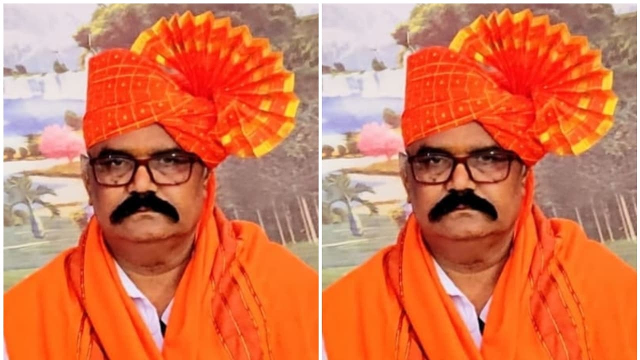 Belavi Siddharoodha Mutt Seer Mrutyunjaya Swamiji Belavi Siddharoodha Mutt Seer Mrutyunjaya Swamiji