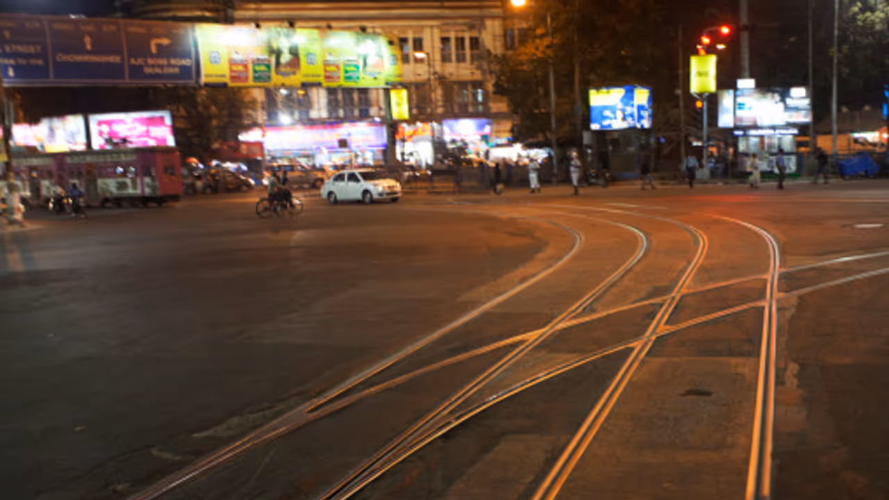 Passenger trams will not run on Kolkata upcoming days heritage tram will run from Esplanade to Maidan bsm Passenger trams will not run on Kolkata upcoming days heritage tram will run from Esplanade to Maidan bsm