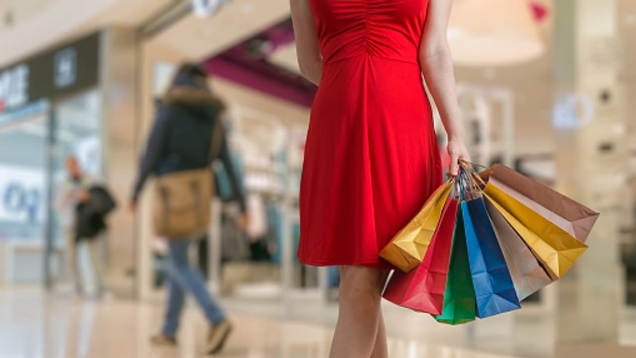 Mamata Banerjee announces that one shopping mall will be built in each district