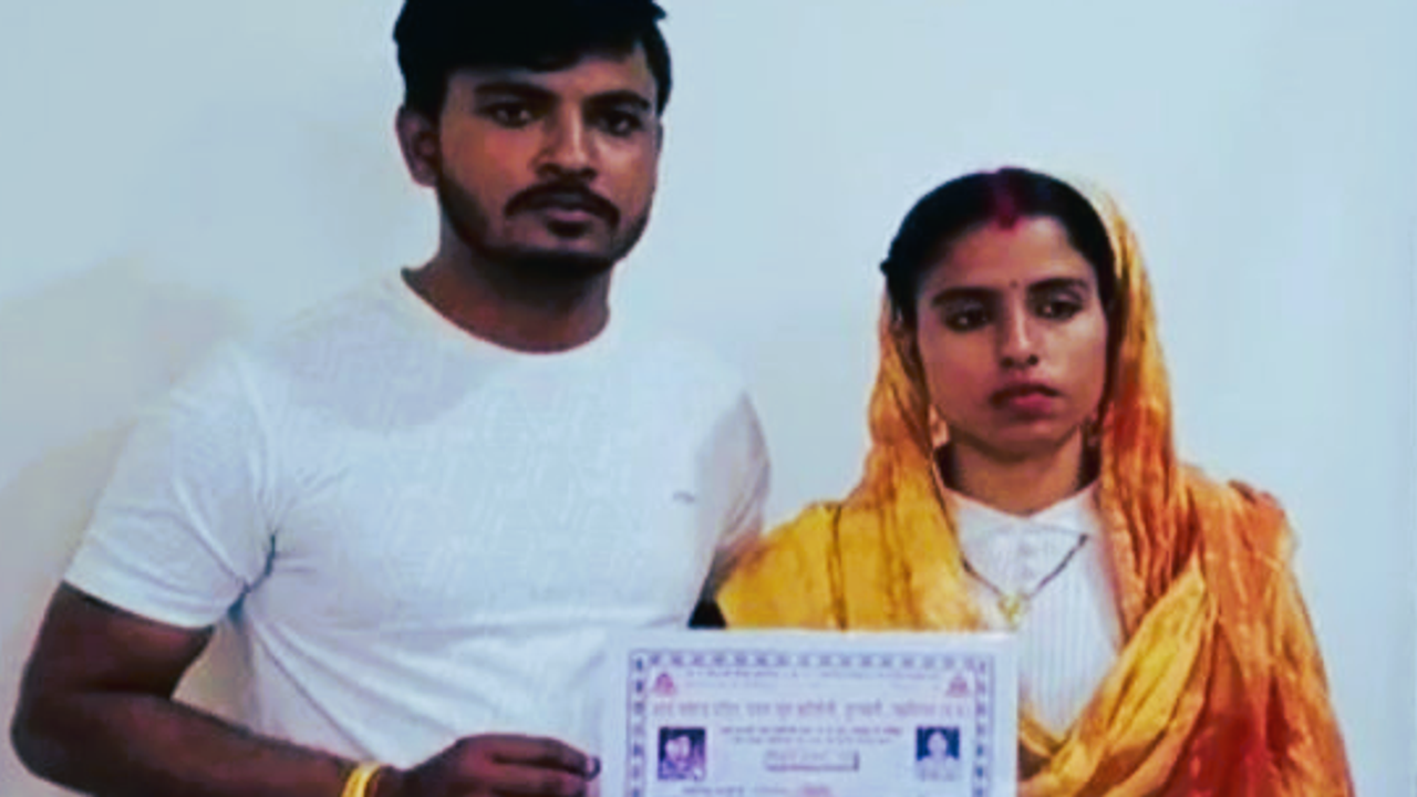 Gwalior unique love marriage Gwalior unique love marriage