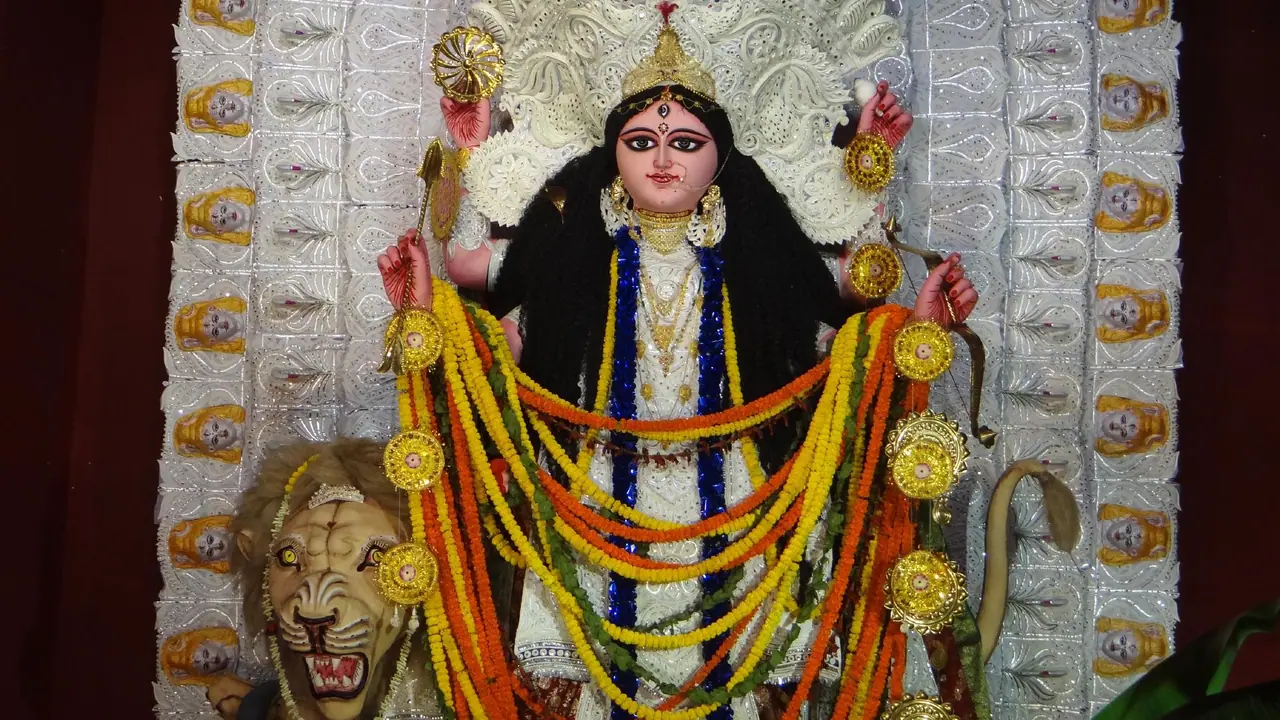 Jagaddhatri Puja 