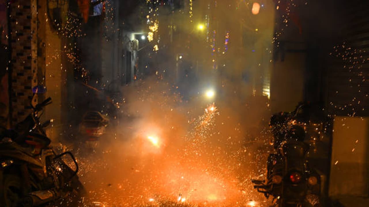 Delhi Firecrackers diwali celebration Delhi Firecrackers diwali celebration