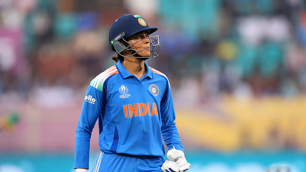 Smriti Mandhana Poor Form Continues in Women World Cup Smriti Mandhana Poor Form Continues in Women World Cup