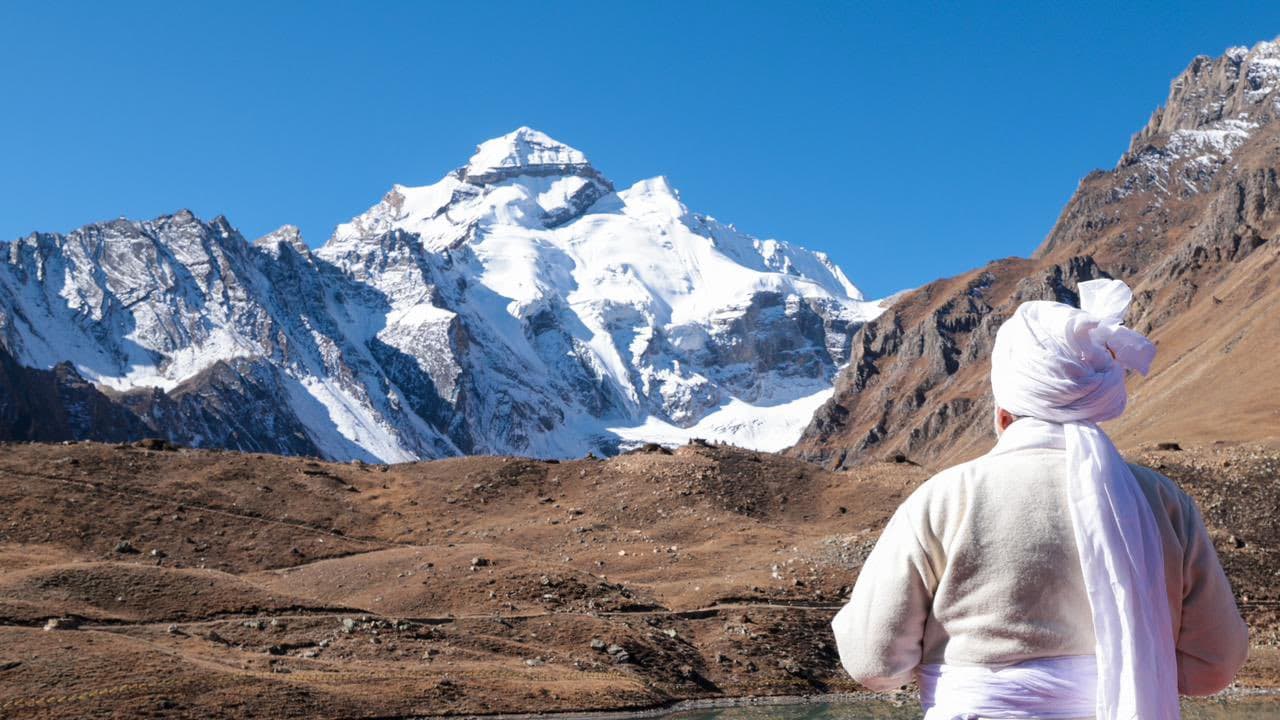 PM Modi Parvati Kund worship PM Modi Parvati Kund worship