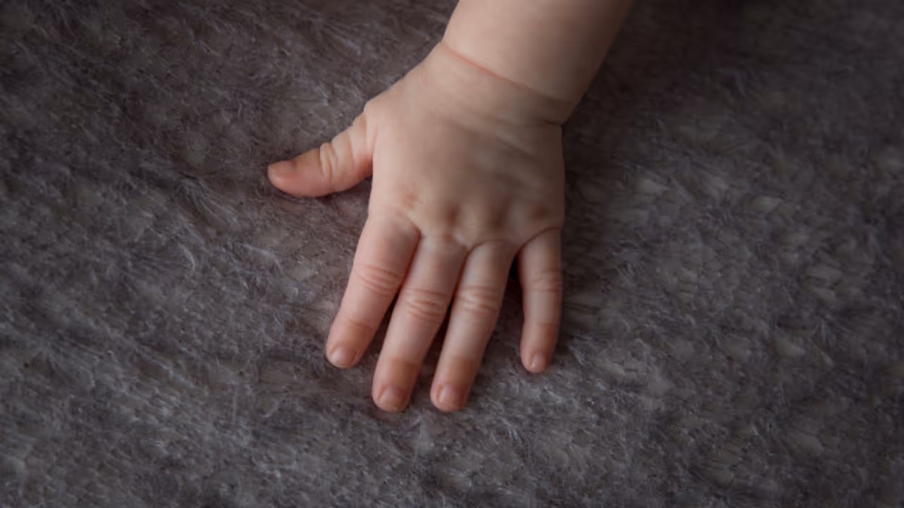 child hand