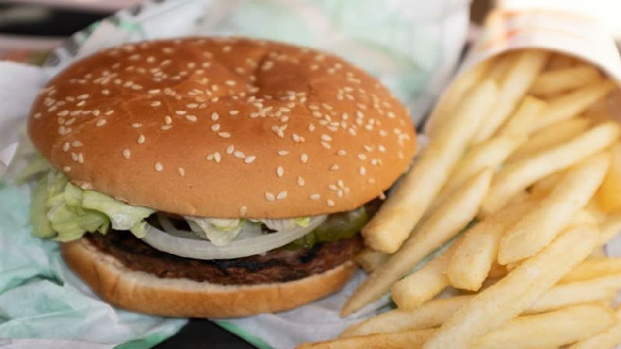 Indian Banker in London suspended after he was caught stealing Sandwiches from office canteen Indian Banker in London suspended after he was caught stealing Sandwiches from office canteen