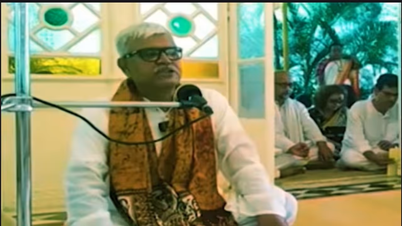 Visva Bharati university Vice chancellor Bidyut Chakrabarty Visva Bharati university Vice chancellor Bidyut Chakrabarty