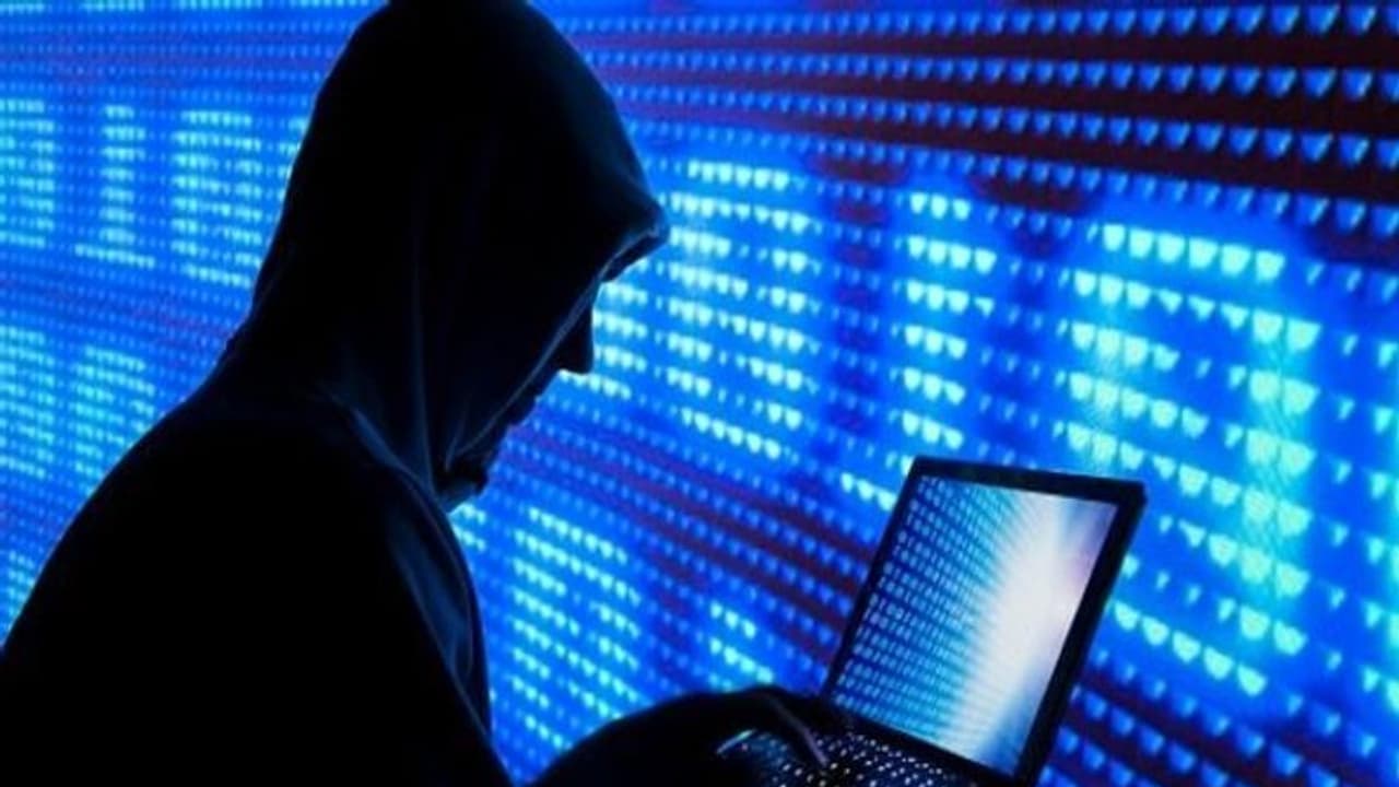 Jharkhand's largest cyber fraud, 10 crore blows from government treasury, such secret
