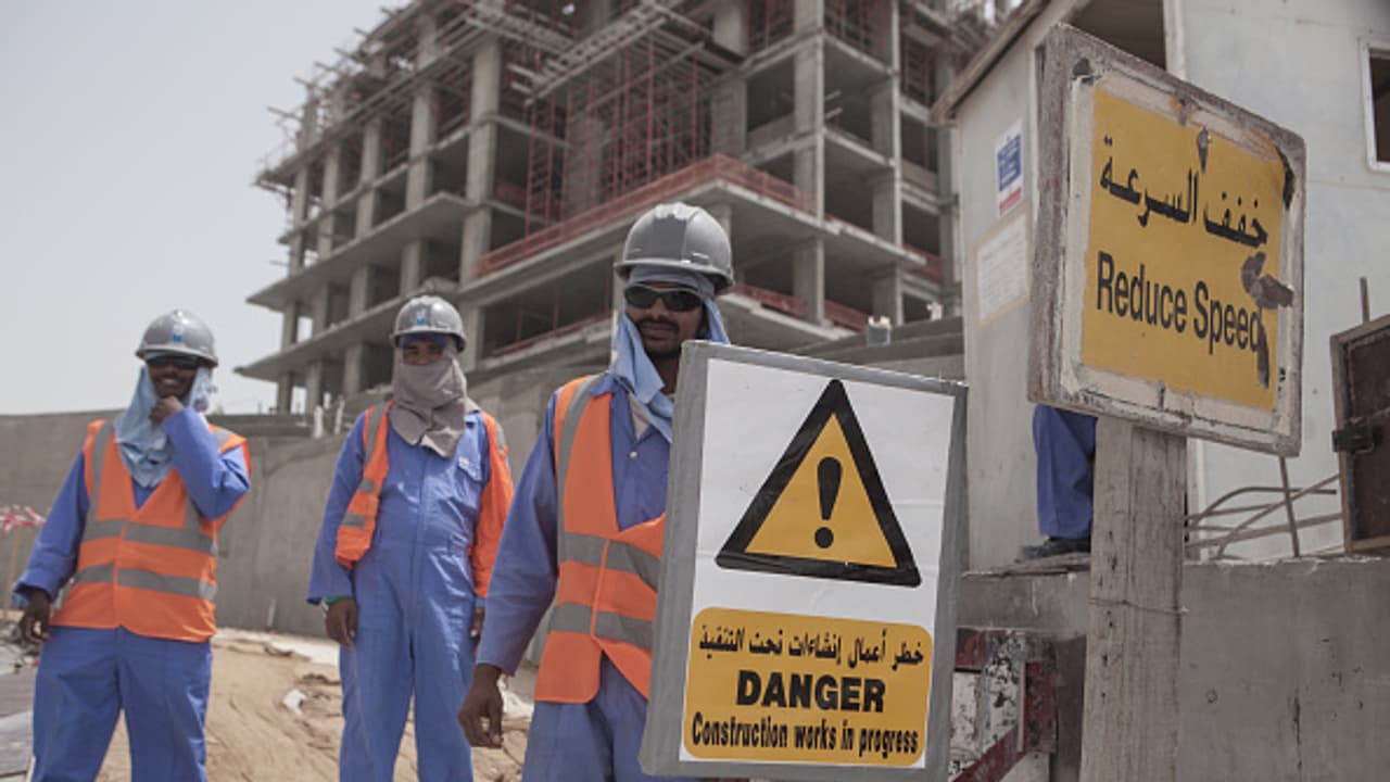 QUATER WORKER QUATER WORKER