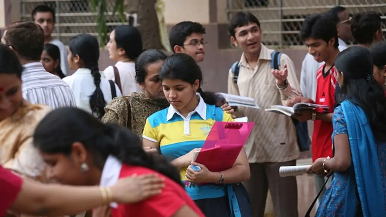 job market in India will shrink by around 22 percent in the next 5 years due to ai technology bsm