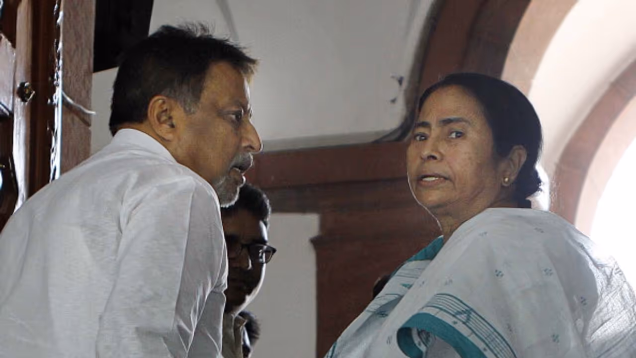 Mukul Roy was Mamata Banerjee most trusted and long standing political ally Mukul Roy was Mamata Banerjee most trusted and long standing political ally