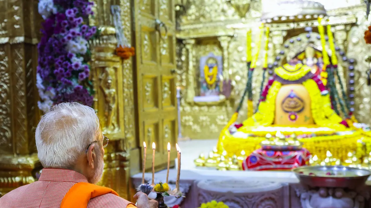 PM Modi at Somnath Mandir PM Modi at Somnath Mandir