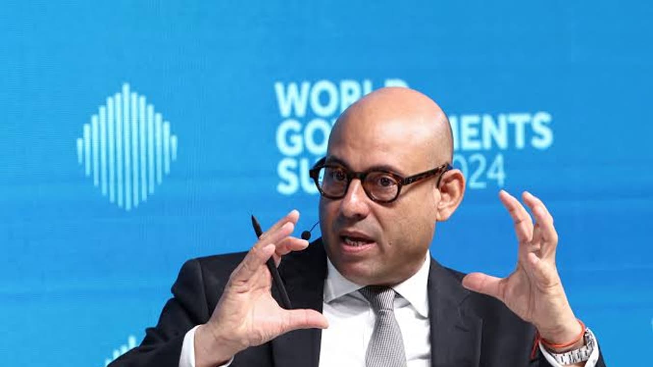 UN Climate Chief Signals UN Climate Chief Signals