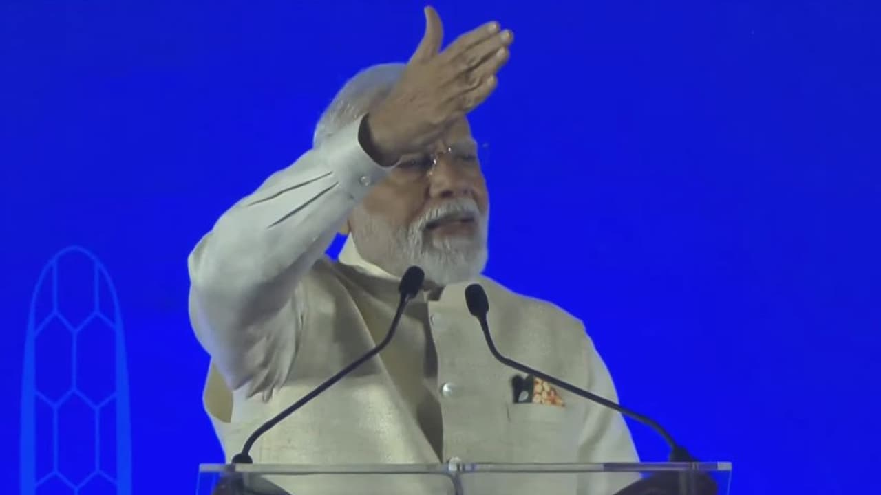 Ahlan Modi PM Modi praises India UAE friendship gives message on diaspora bsm Ahlan Modi PM Modi praises India UAE friendship gives message on diaspora bsm