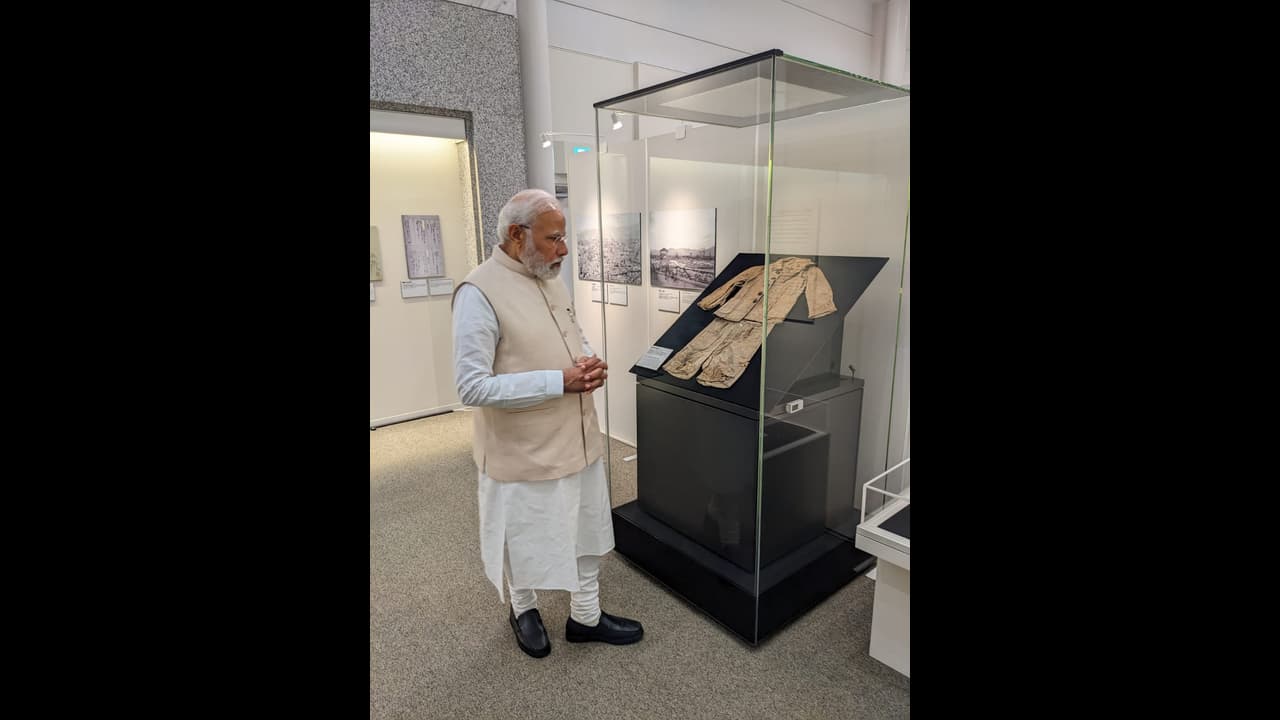 pm modi papua new guinea pm modi papua new guinea