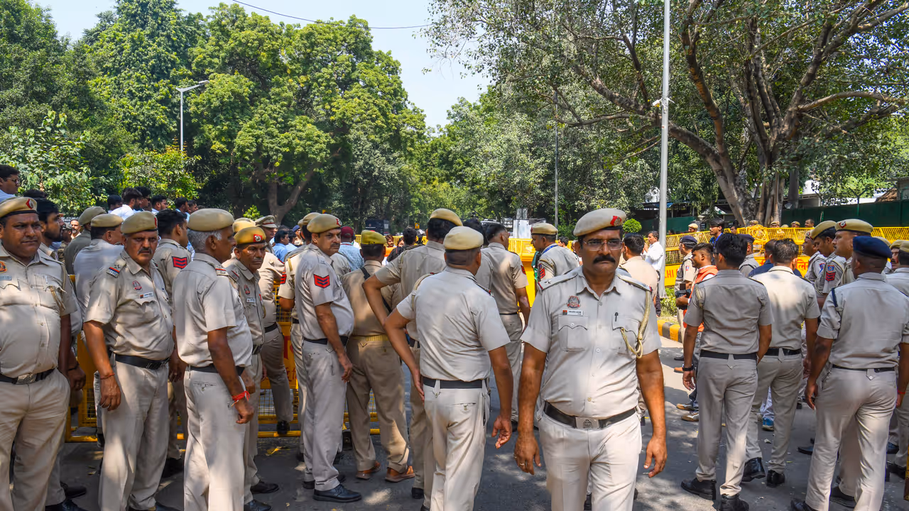 Delhi police Delhi police