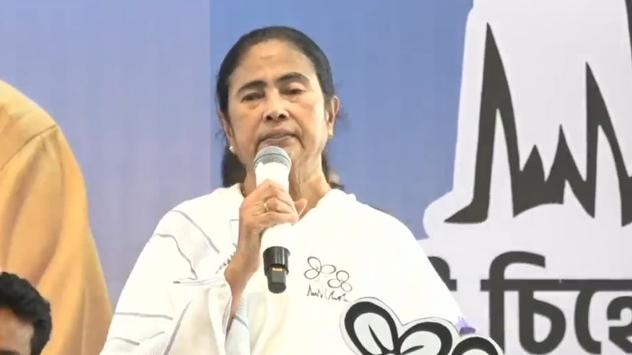 Mamata Banerjee said during campaign in East Burdwan about SSC verdict said to close schools bsm