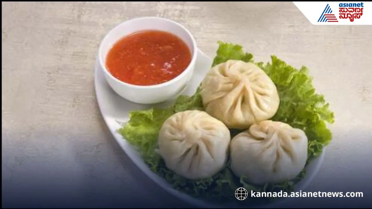 Momos business, Momos business,