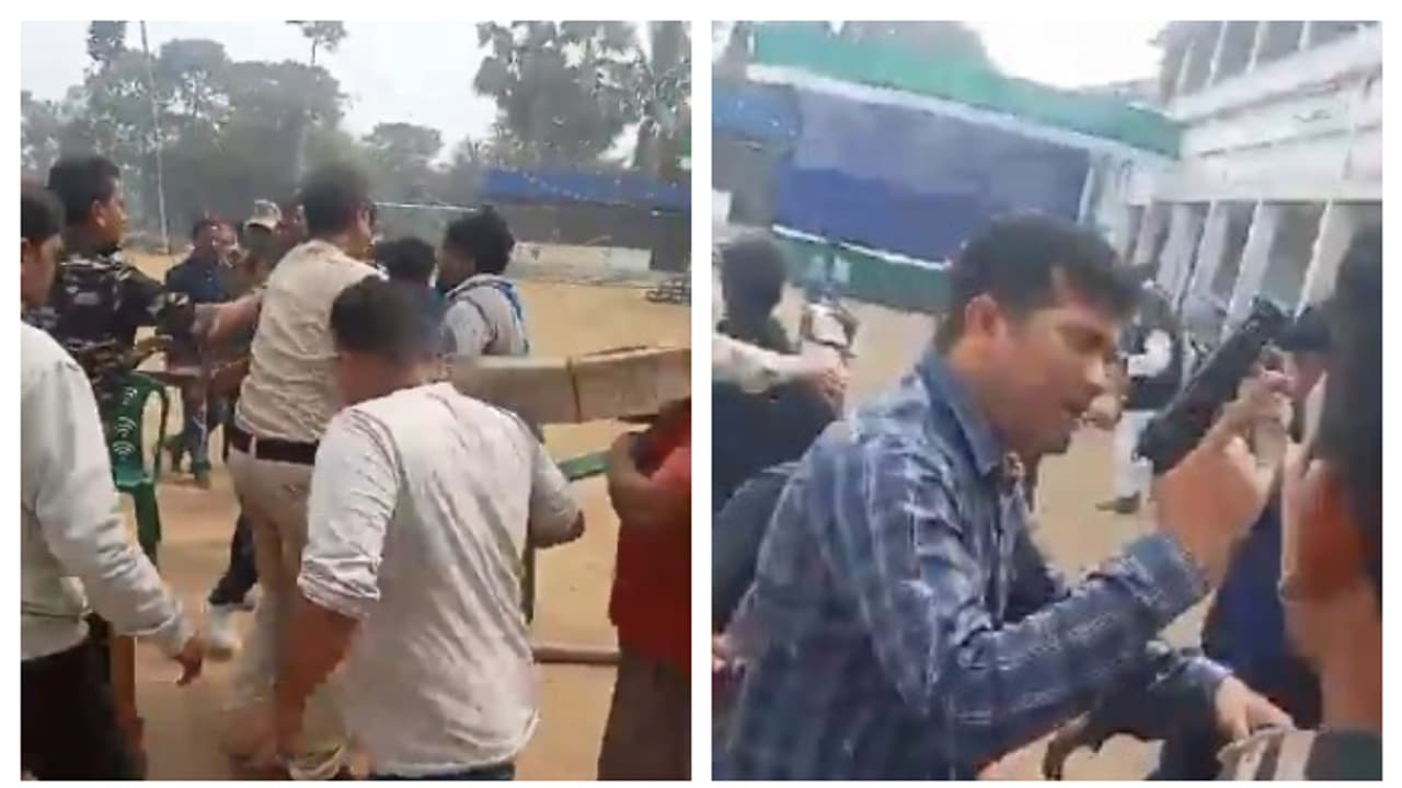 Hooghly in conflict between two groups of tmc at DUARE SARKAR camp video goes viral bsm Hooghly in conflict between two groups of tmc at DUARE SARKAR camp video goes viral bsm