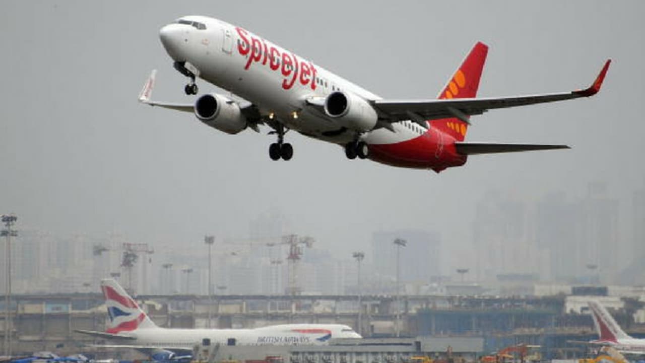 SpiceJet flight emergency landing in Mumbai after wheel loss