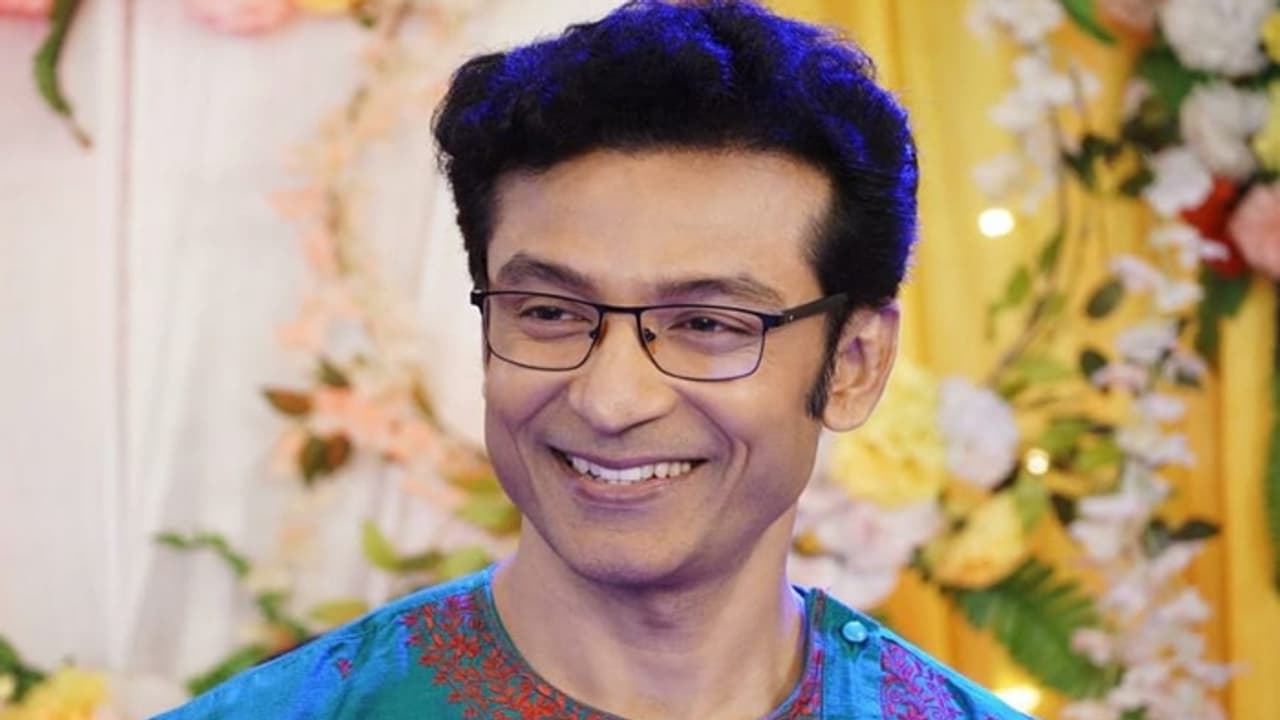 Tota Roychowdhury Tota Roychowdhury