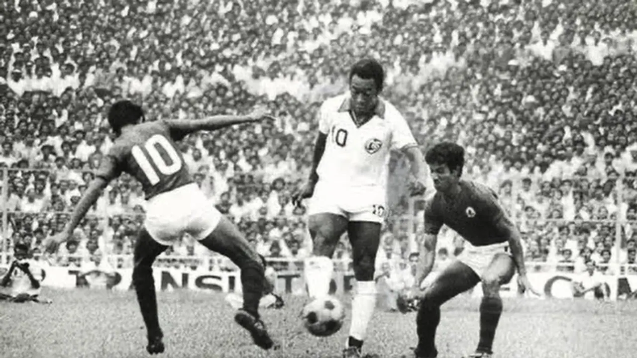 Pele against Mohun Bagan