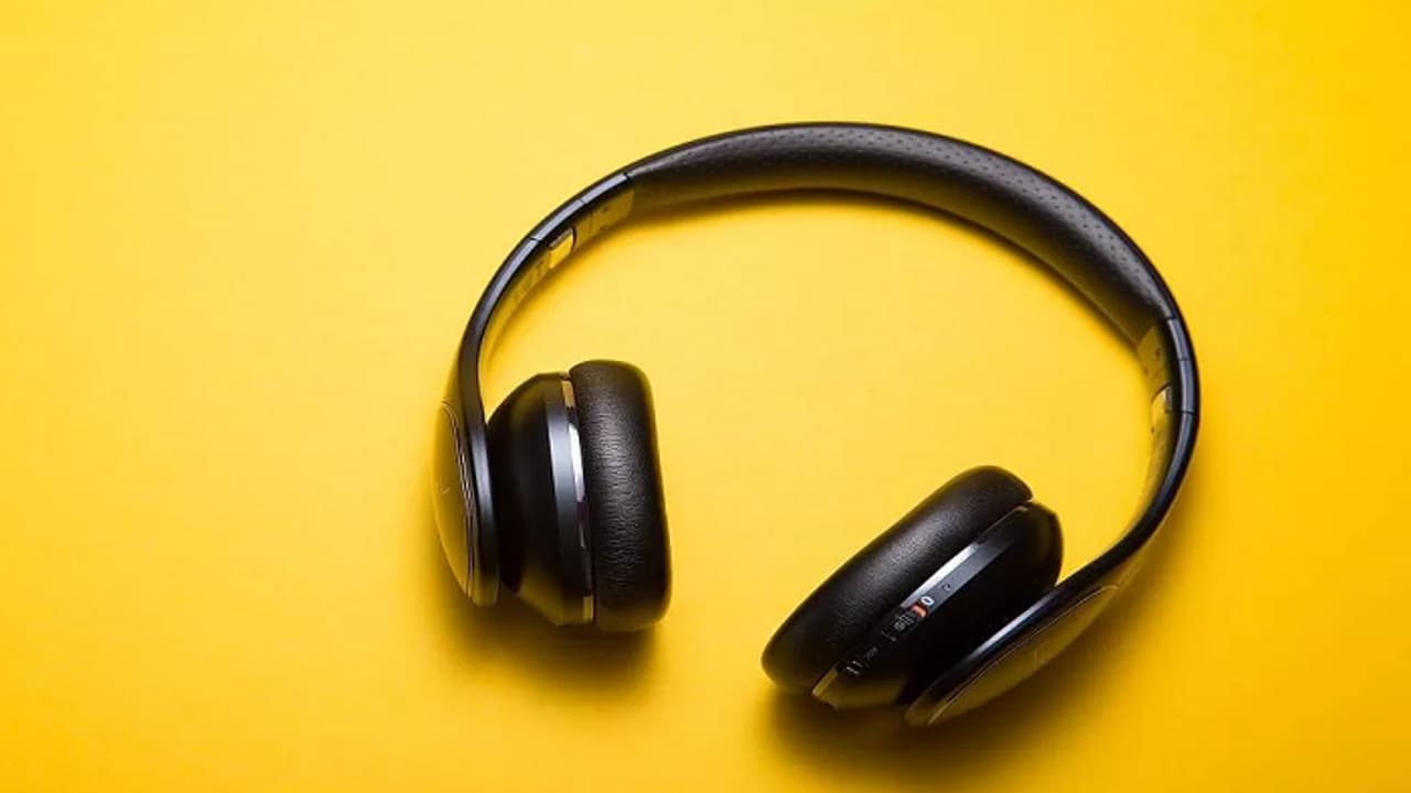 Headphone demo Headphone demo