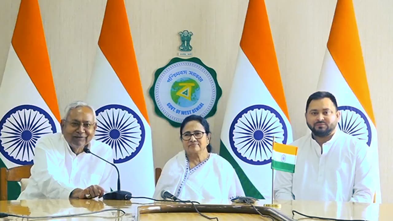 It was a very positive discussion with Nitish Kumar after meeting says Mamata Banerjee 