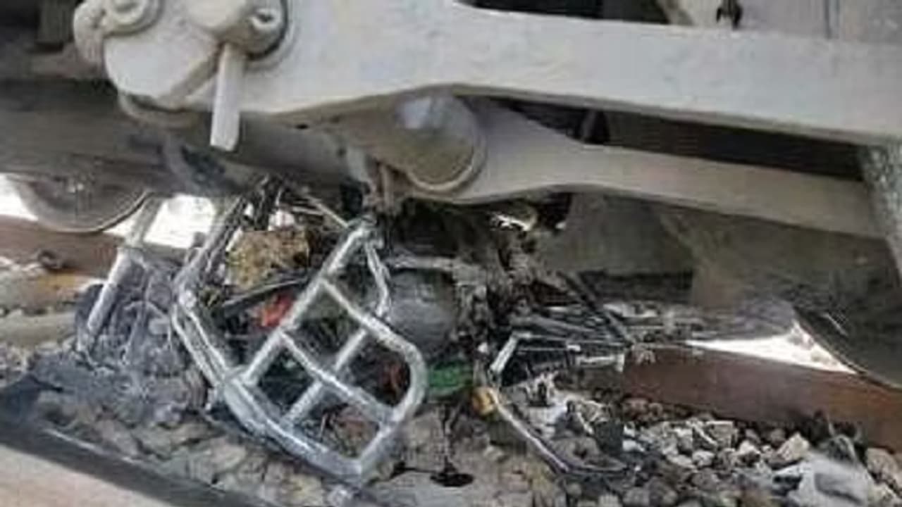 varanasi train varanasi train