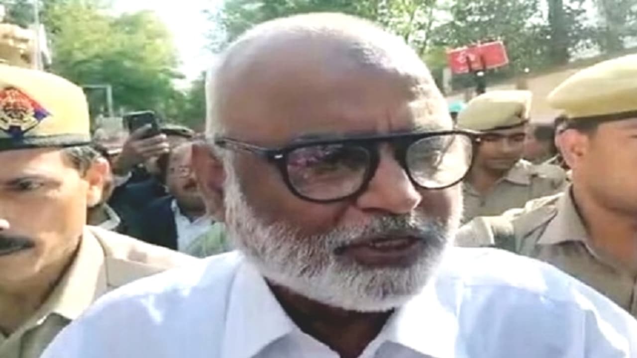 khan saulat khan saulat