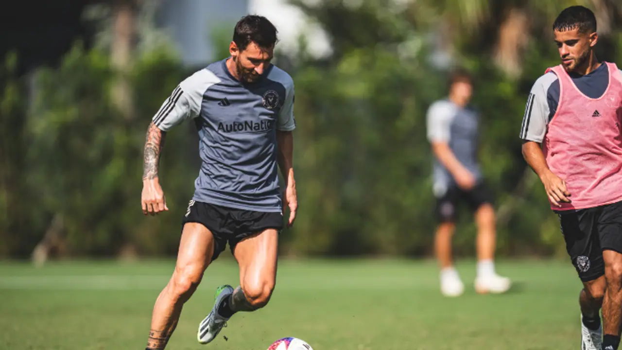 Lionel Messi Lionel Messi