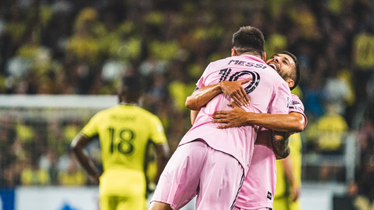 Lionel Messi Lionel Messi