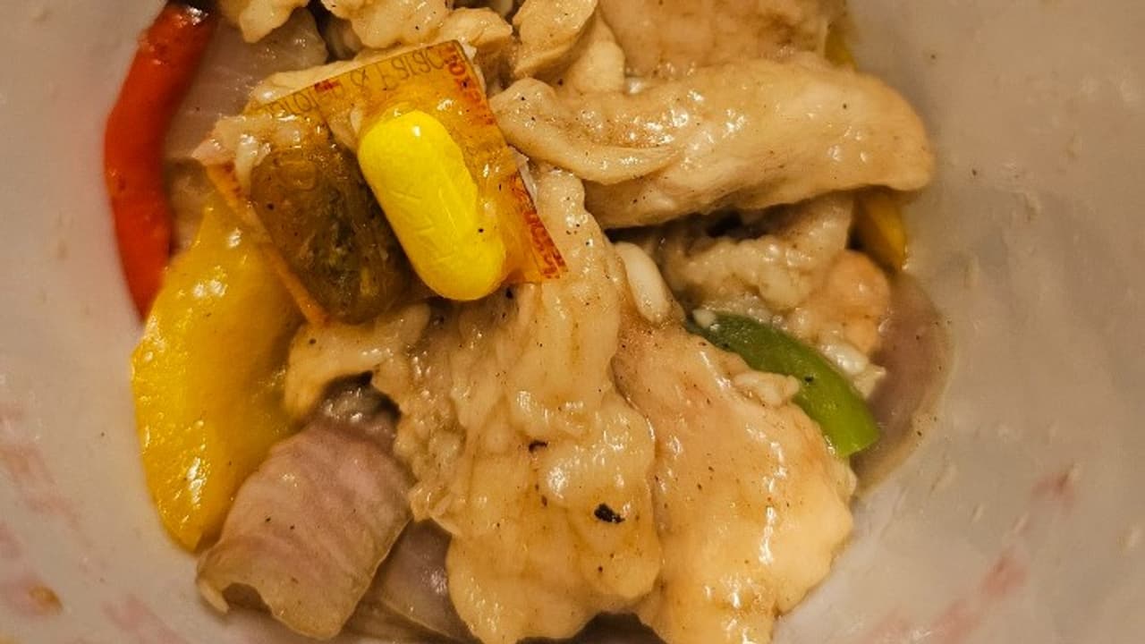 Restaurant food ordered via Swiggy draws backlash on social media bsm Restaurant food ordered via Swiggy draws backlash on social media bsm