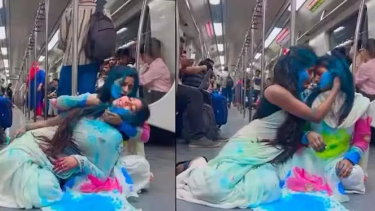 Holi In Delhi Metro