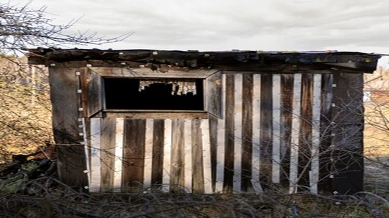  AC is running in the hut Sensational incident in central Kolkata