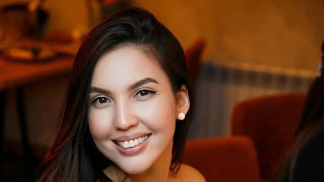 Saltanat Nukenova Saltanat Nukenova