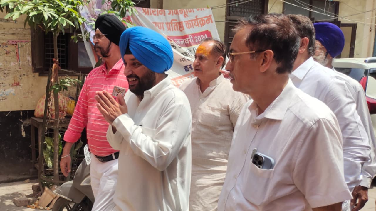 Arvinder Singh Lovely