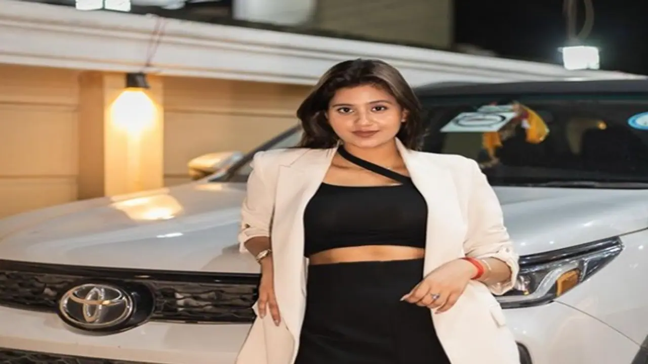 Anjali Arora Anjali Arora