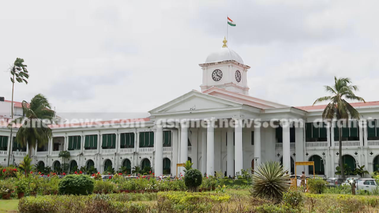 kerala Govt employees kerala Govt employees