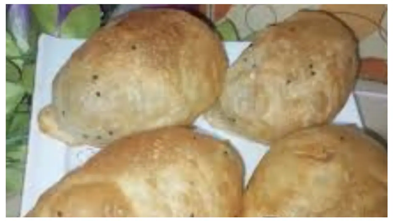 Bhai Phontar Food Serve Breakfast to brother Viral Viral Balloon Puri Check out the recipe bsm