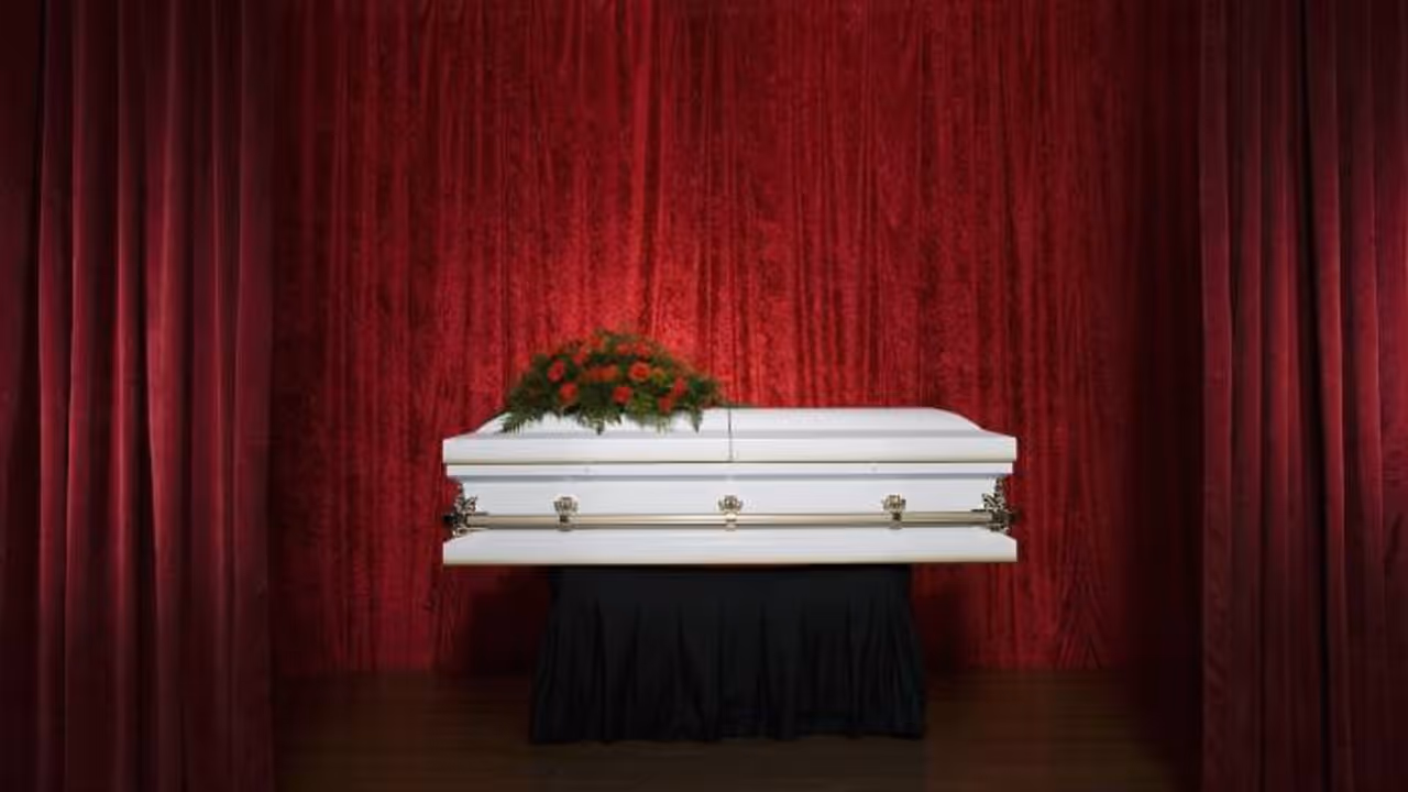 coffin coffin