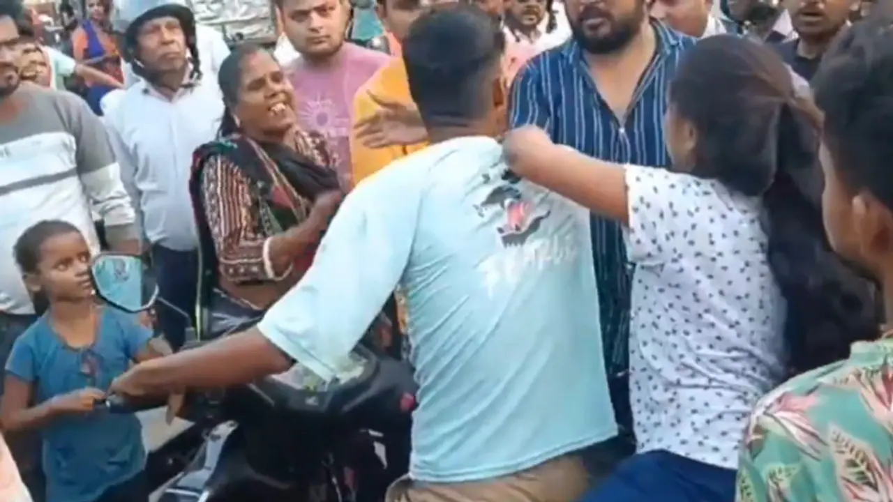Parents thrash Kanpur Couple